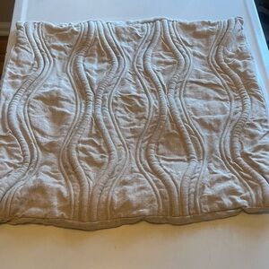 V Rugs and Home Accent Pillow Cover Natural